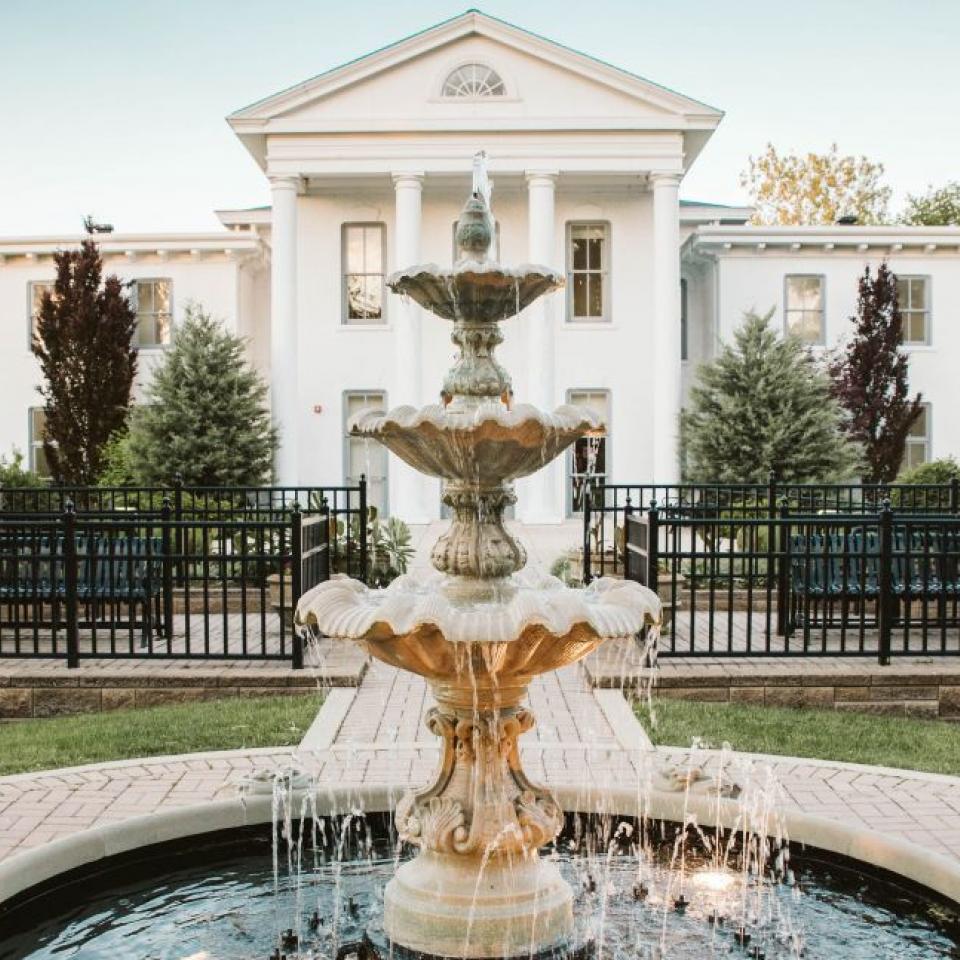 Glass & Grain Photography showcases charm of Wilder Mansion
